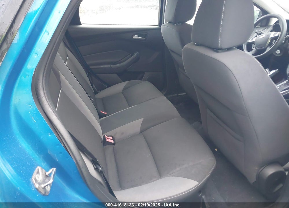 2013 FORD FOCUS VIN: 1FADP3K27DL261164