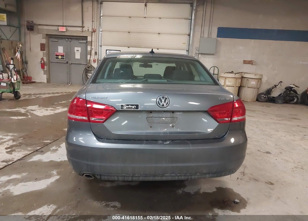 2014 VOLKSWAGEN PASSAT 2.0L TDI SE VIN: 1VWBN7A30EC106768