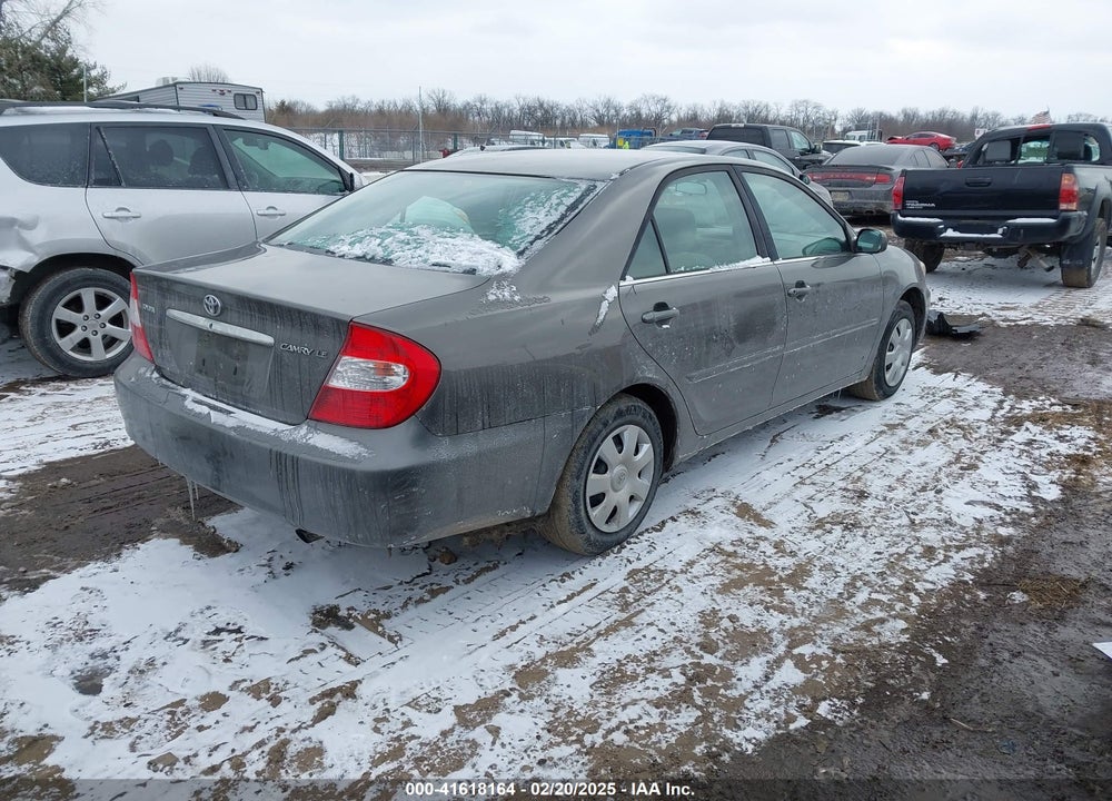 2002 TOYOTA CAMRY LE VIN: 4T1BE32K32U561617
