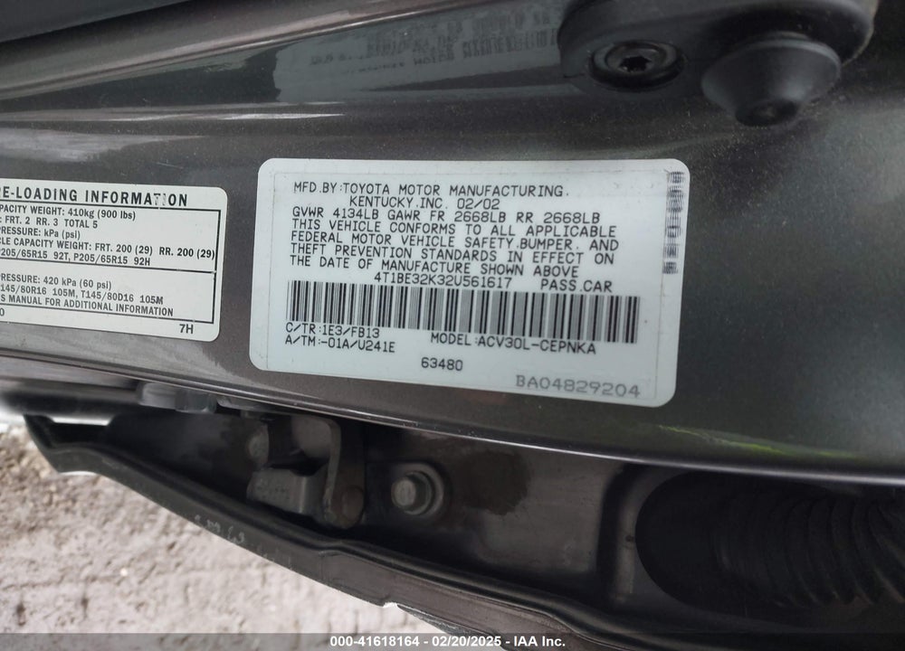 2002 TOYOTA CAMRY LE VIN: 4T1BE32K32U561617