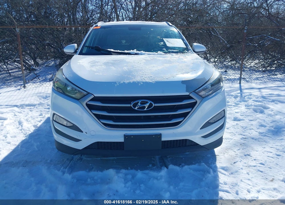 2018 HYUNDAI TUCSON SEL VIN: KM8J33A49JU671610