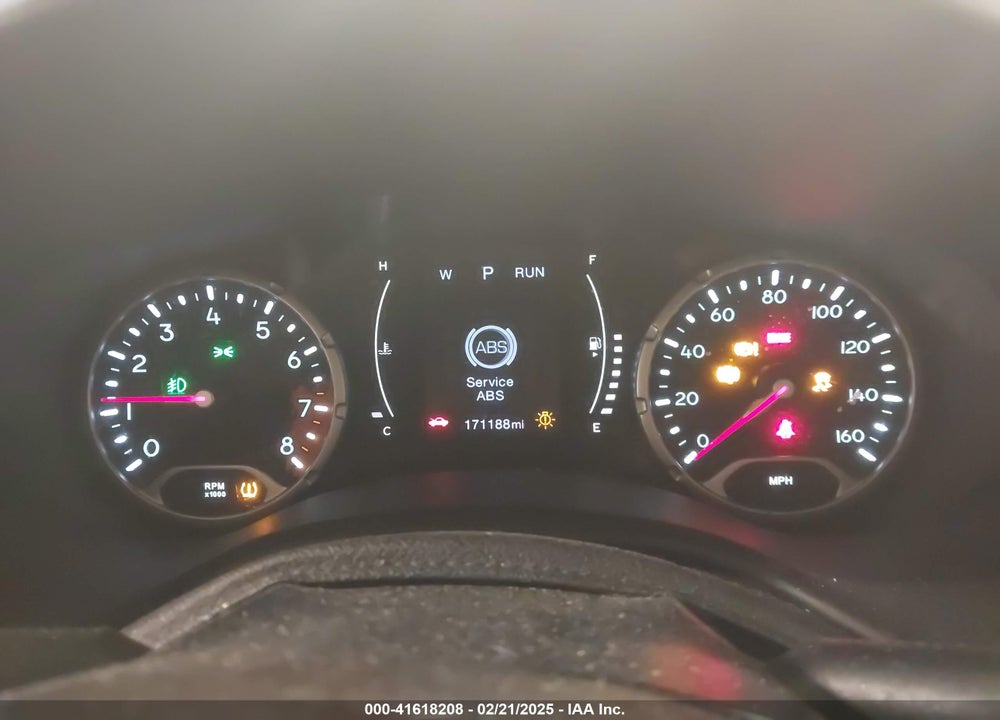 2015 JEEP RENEGADE LATITUDE VIN: ZACCJBBT4FPB81328