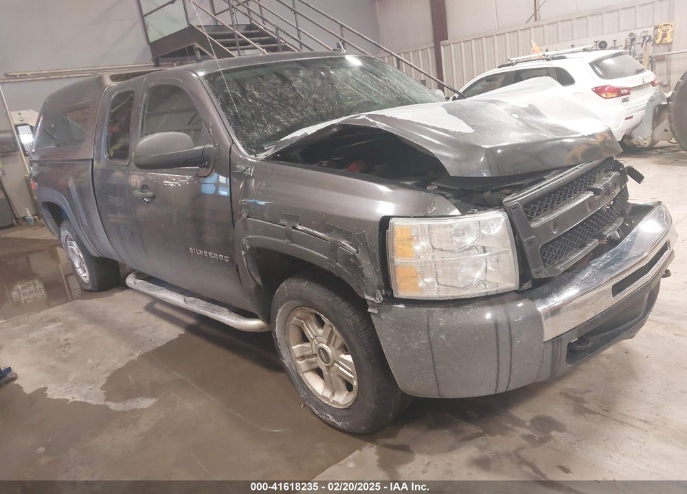 2010 CHEVROLET SILVERADO 1500 LT VIN: 1GCSKSE34AZ261209