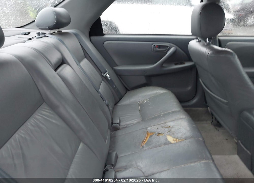 2000 TOYOTA CAMRY XLE V6 VIN: JT2BF28K3Y0242116