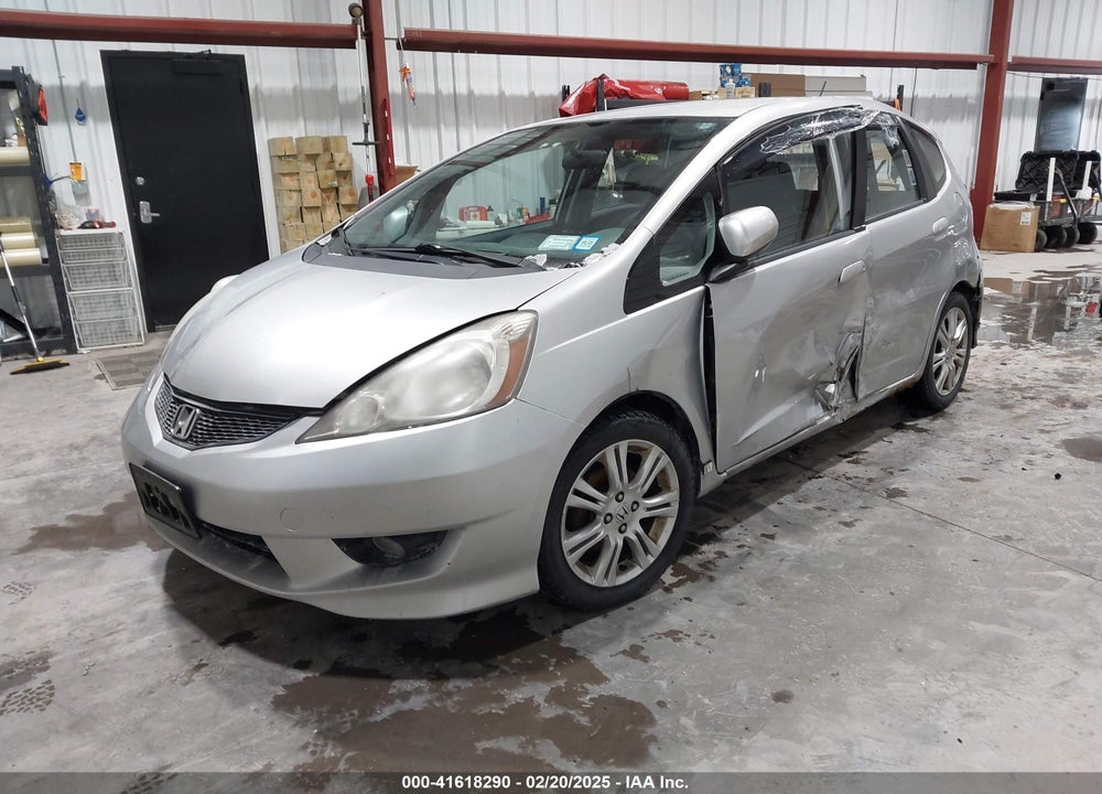 2011 HONDA FIT SPORT VIN: JHMGE8H54BC022288
