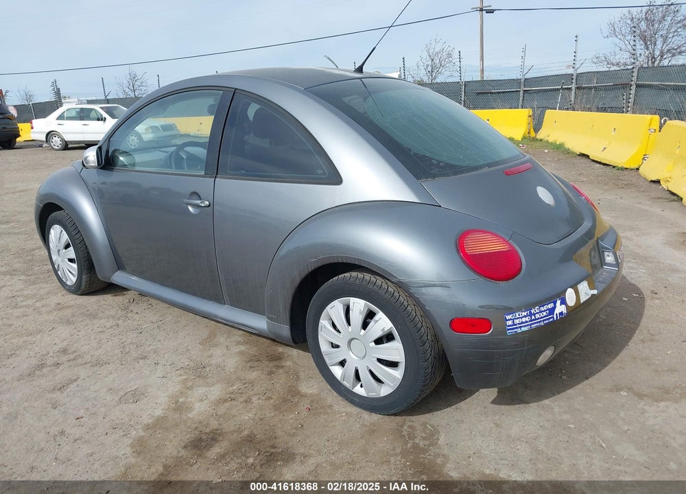 2004 VOLKSWAGEN NEW BEETLE GL TDI VIN: 3VWBR31C54M422371