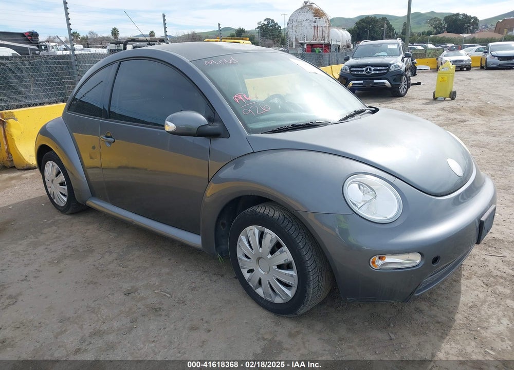 2004 VOLKSWAGEN NEW BEETLE GL TDI VIN: 3VWBR31C54M422371