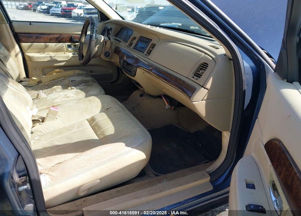 2009 MERCURY GRAND MARQUIS LS (FLEET ONLY) VIN: 2MEHM75VX9X632358