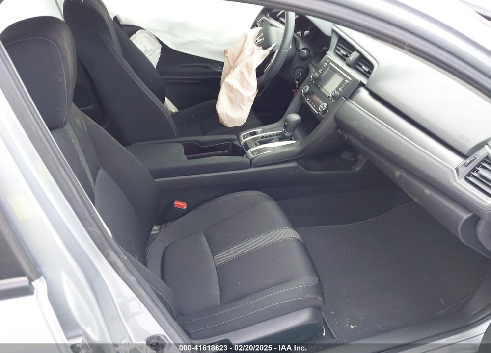 2018 HONDA CIVIC VIN: 2HGFC2F53JH528193