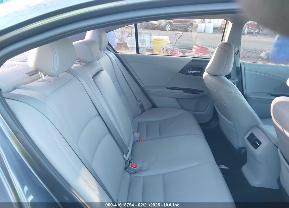 2017 HONDA ACCORD VIN: 1HGCR2F89HA250386