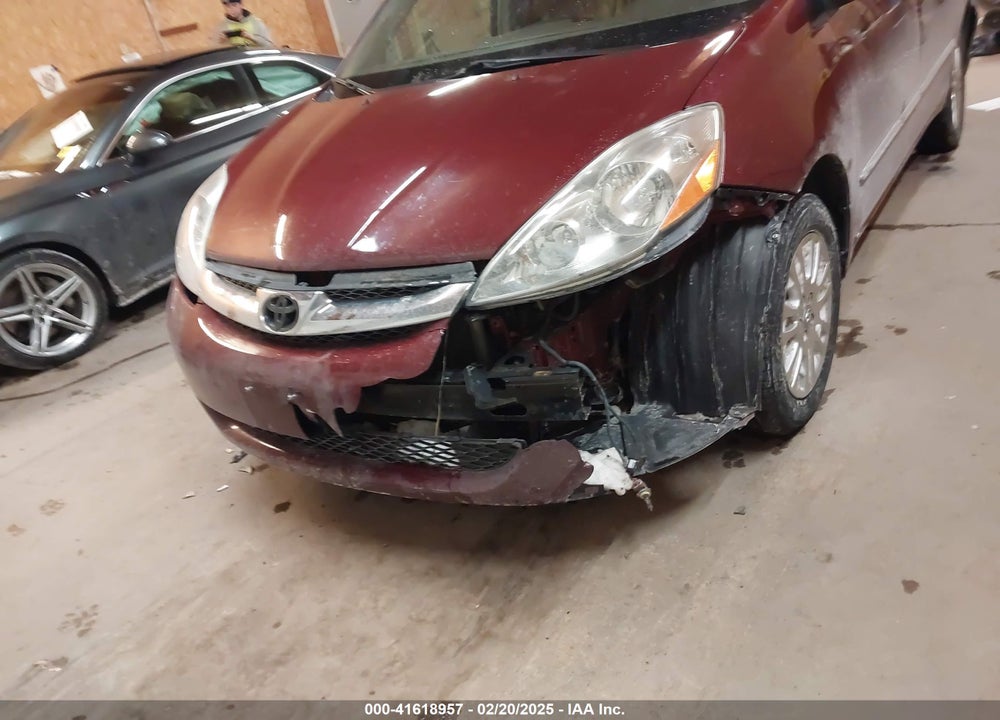 2007 TOYOTA SIENNA VIN: 5TDBK22CX7S003372
