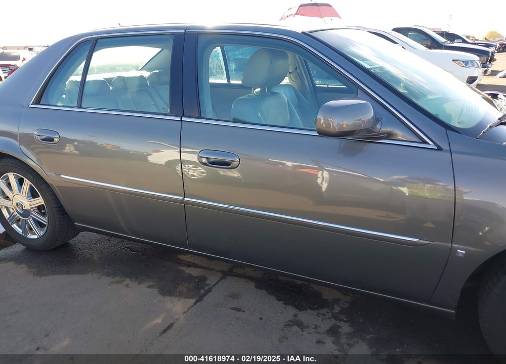 2008 CADILLAC DTS VIN: 1G6KD57Y08U186328