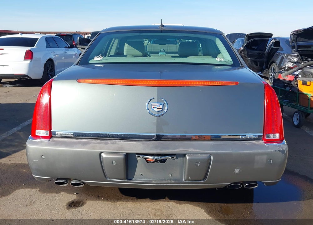 2008 CADILLAC DTS VIN: 1G6KD57Y08U186328