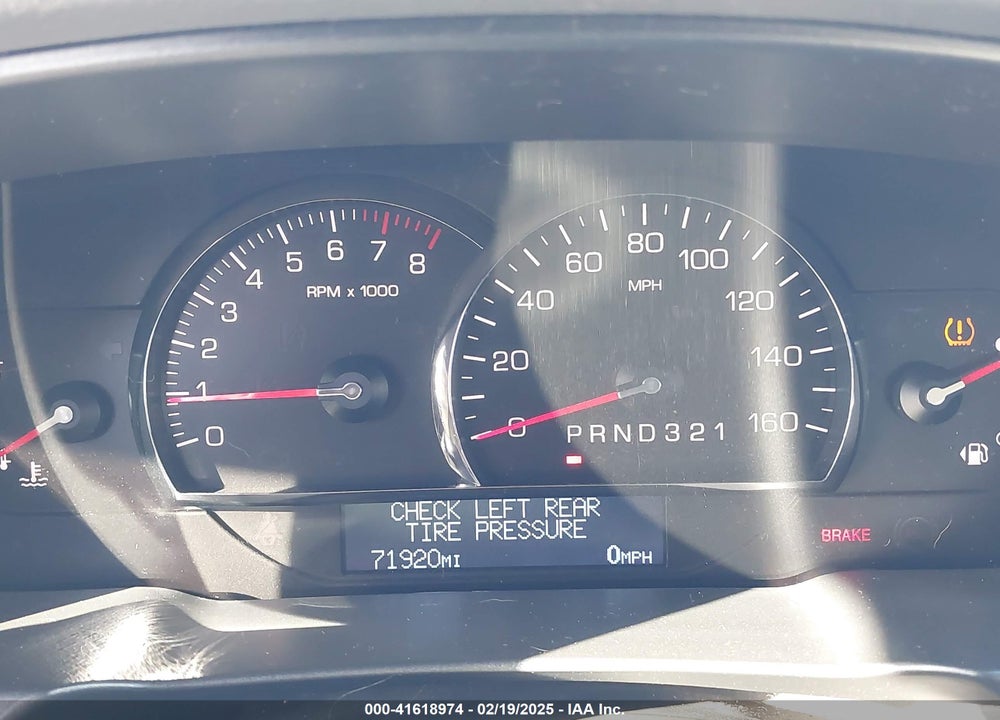 2008 CADILLAC DTS VIN: 1G6KD57Y08U186328