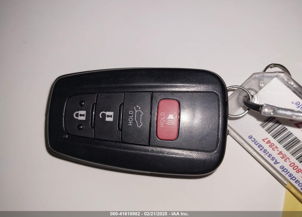 2024 TOYOTA RAV4 HYBRID XLE VIN: 4T3RWRFV1RU161639