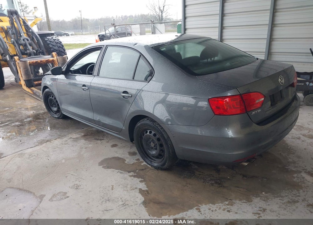 2013 VOLKSWAGEN JETTA 2.0L S VIN: 3VW2K7AJ4DM216470