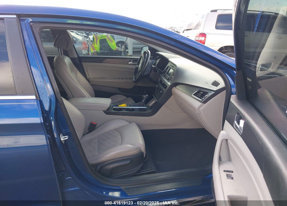 2015 HYUNDAI SONATA SPORT VIN: 5NPE34AF0FH055986