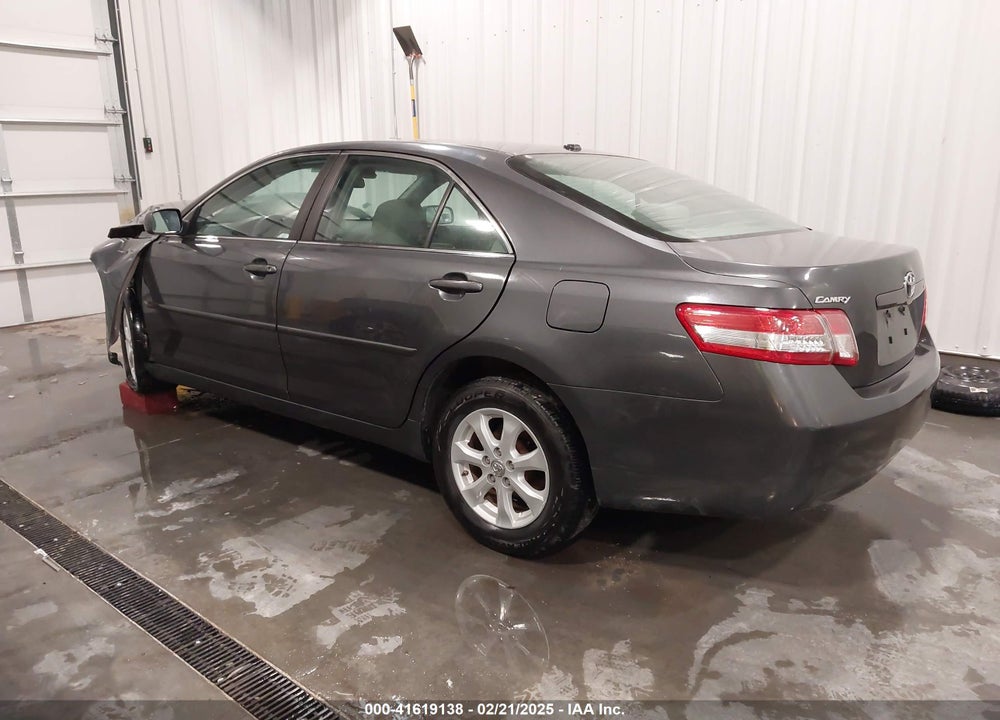 2011 TOYOTA CAMRY VIN: 4T1BF3EK8BU219511
