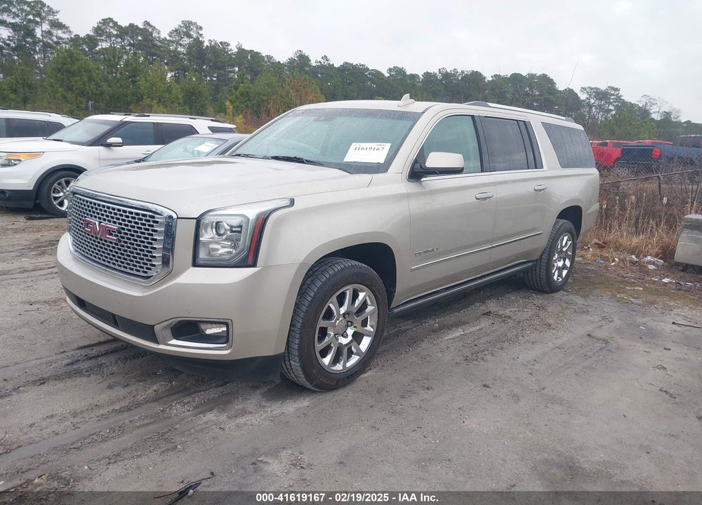 2015 GMC YUKON XL 1500 DENALI VIN: 1GKS2JKJ0FR732359