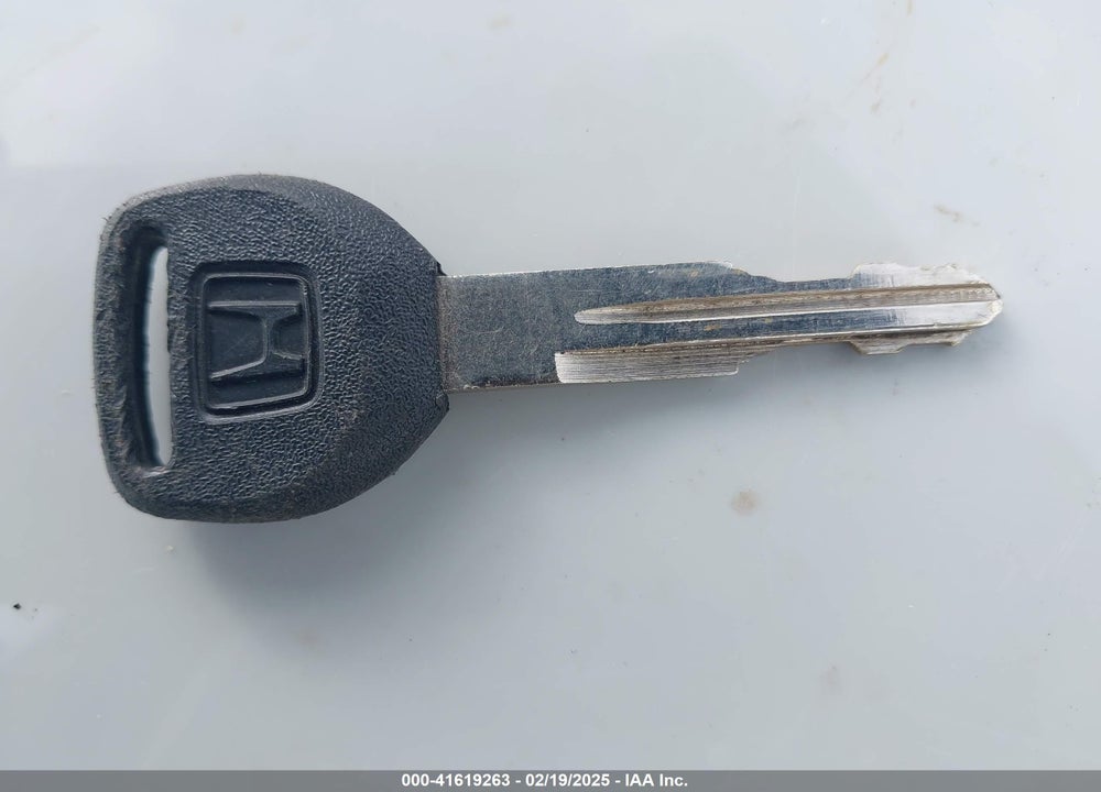1994 ACURA VIGOR GS VIN: JH4CC2667RC006903