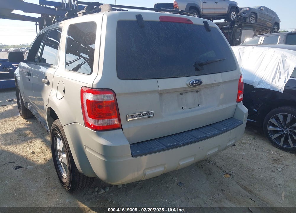 2009 FORD ESCAPE XLT VIN: 1FMCU03GX9KD07084