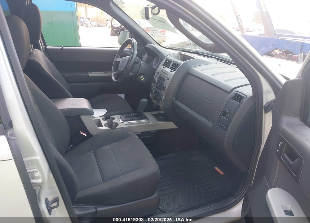 2009 FORD ESCAPE XLT VIN: 1FMCU03GX9KD07084
