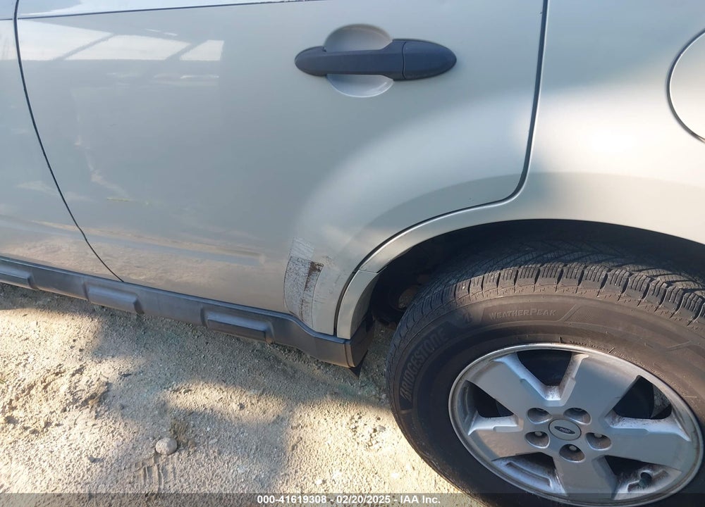 2009 FORD ESCAPE XLT VIN: 1FMCU03GX9KD07084