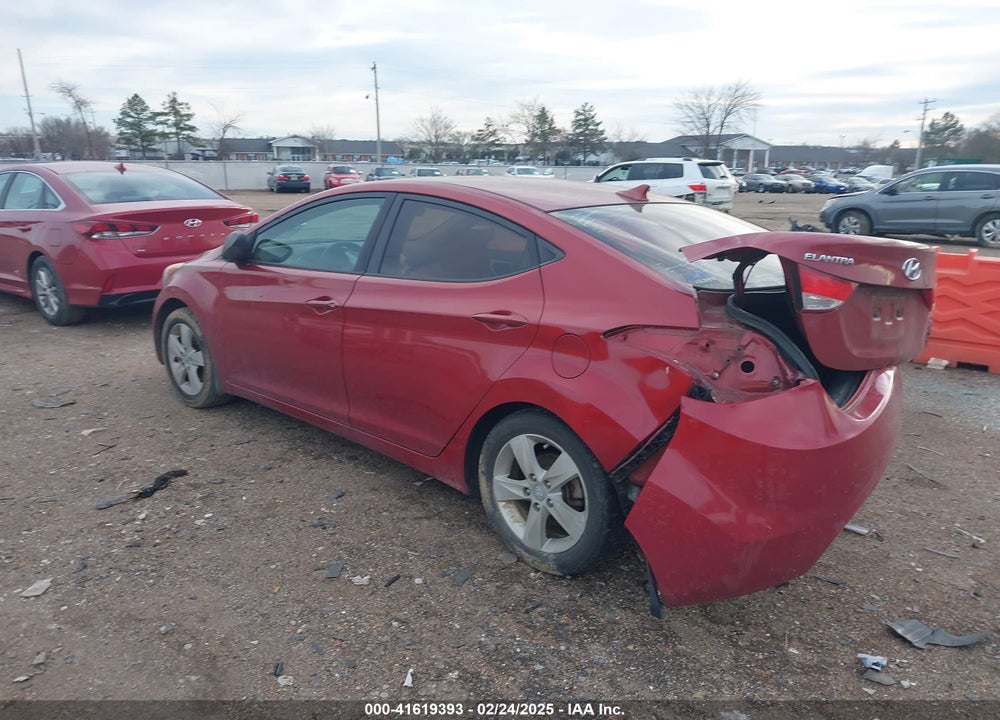 2013 HYUNDAI ELANTRA VIN: KMHDH4AE8DU754186