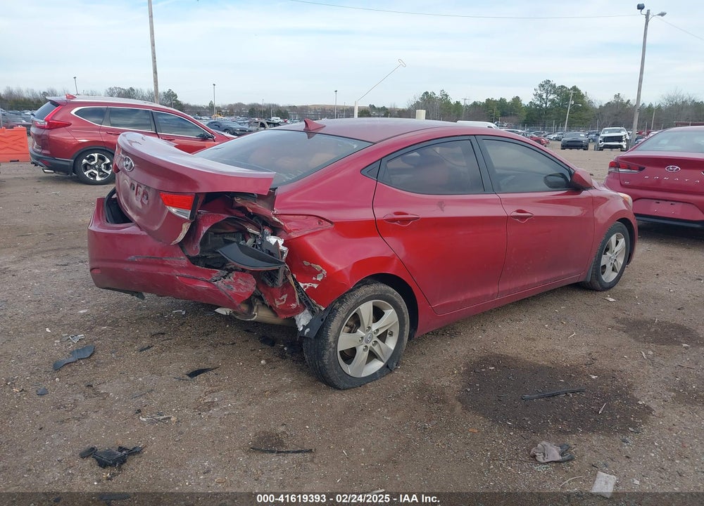 2013 HYUNDAI ELANTRA VIN: KMHDH4AE8DU754186