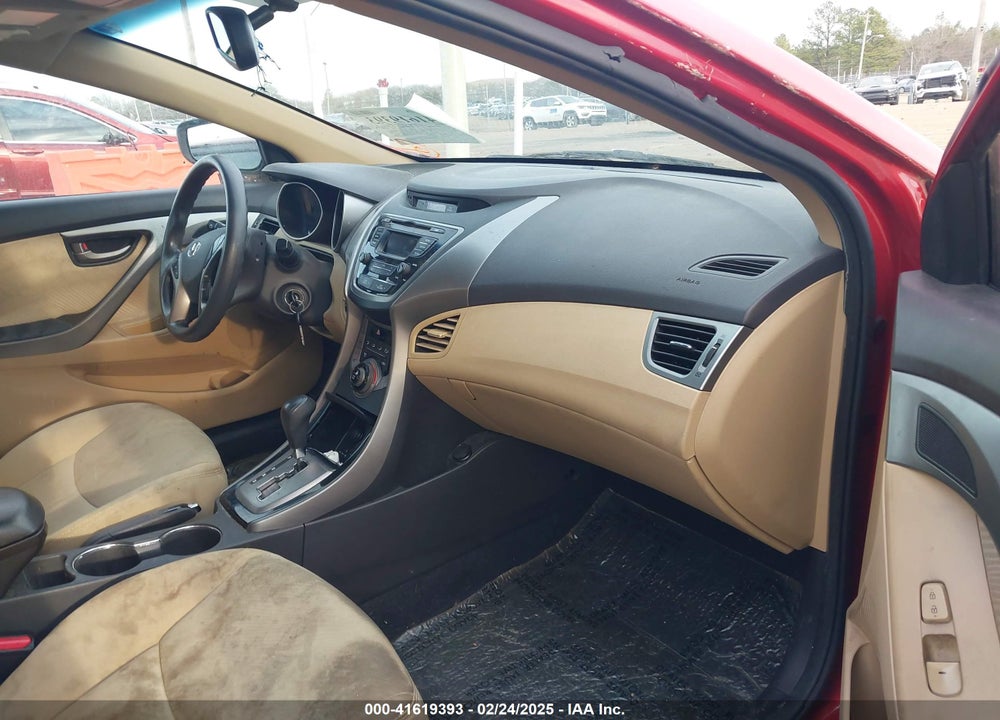 2013 HYUNDAI ELANTRA VIN: KMHDH4AE8DU754186
