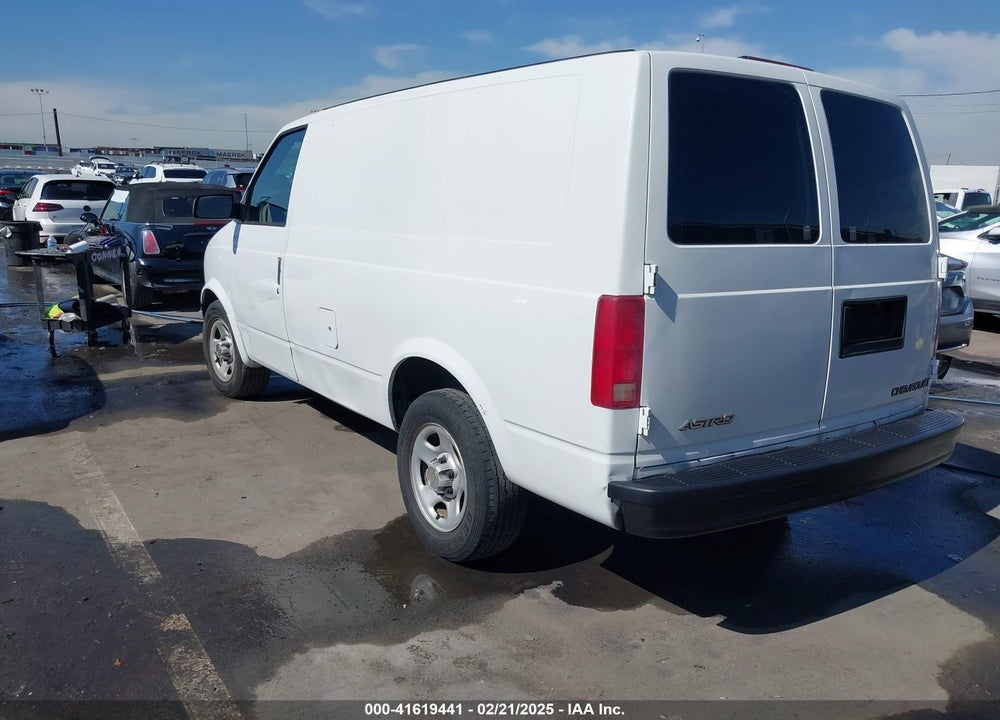 2005 CHEVROLET ASTRO VIN: 1GCDM19X65B103835