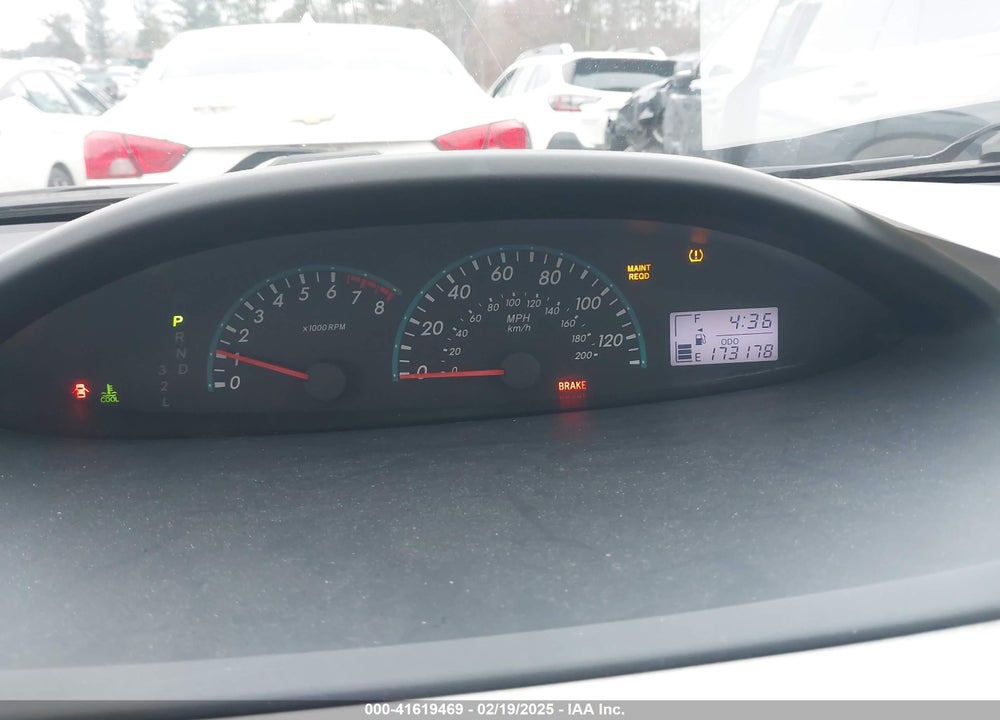 2012 TOYOTA YARIS VIN: JTDBT4K35CL036557