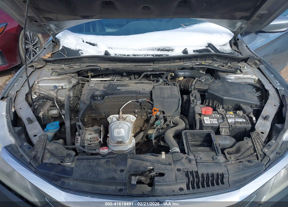 2017 HONDA ACCORD VIN: 1HGCR2F18HA085188