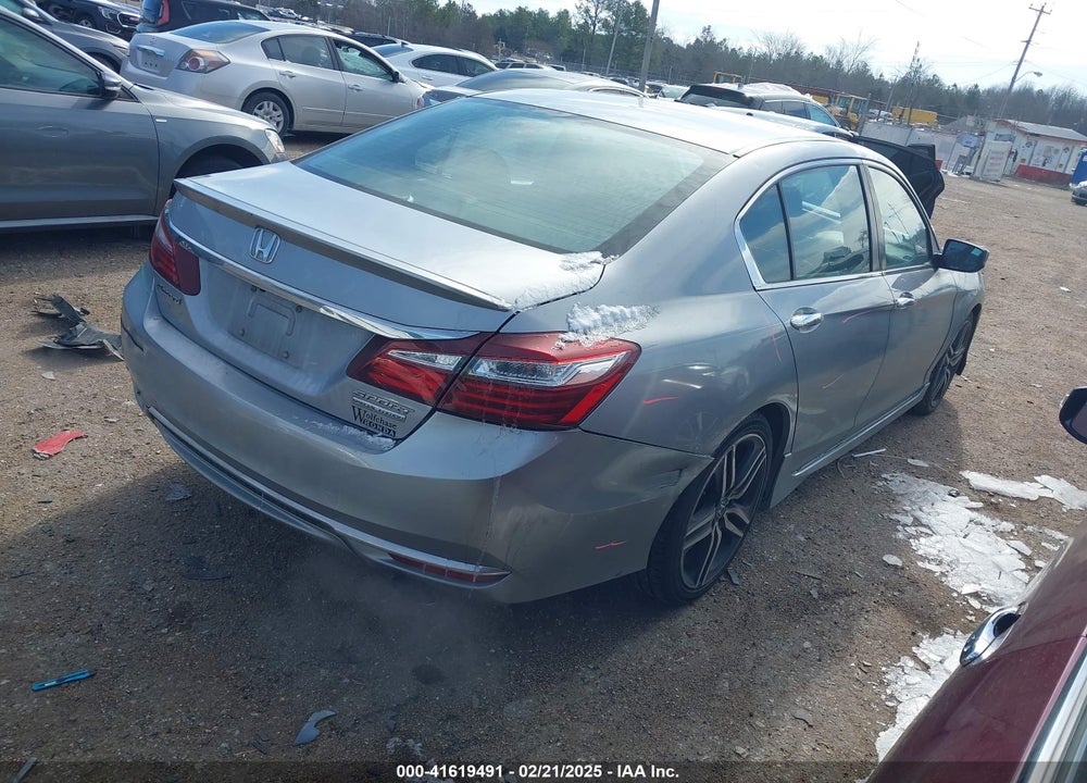 2017 HONDA ACCORD VIN: 1HGCR2F18HA085188