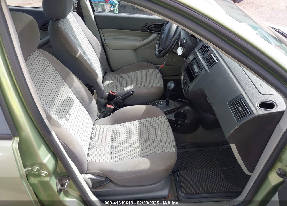 2007 FORD FOCUS S/SE/SES VIN: 1FAHP34N47W360858