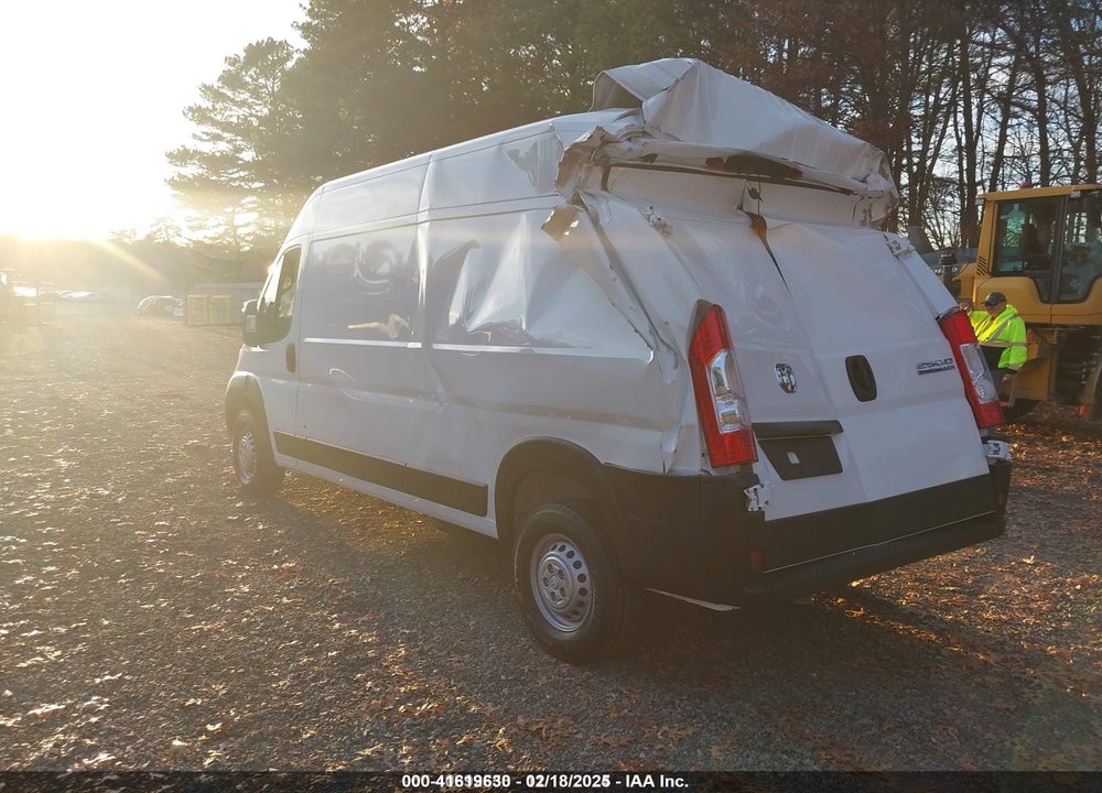 2025 RAM PROMASTER 2500 TRADESMAN HIGH ROOF 159 WB W/PASS SEAT VIN: 3C6LRVDG1SE509586