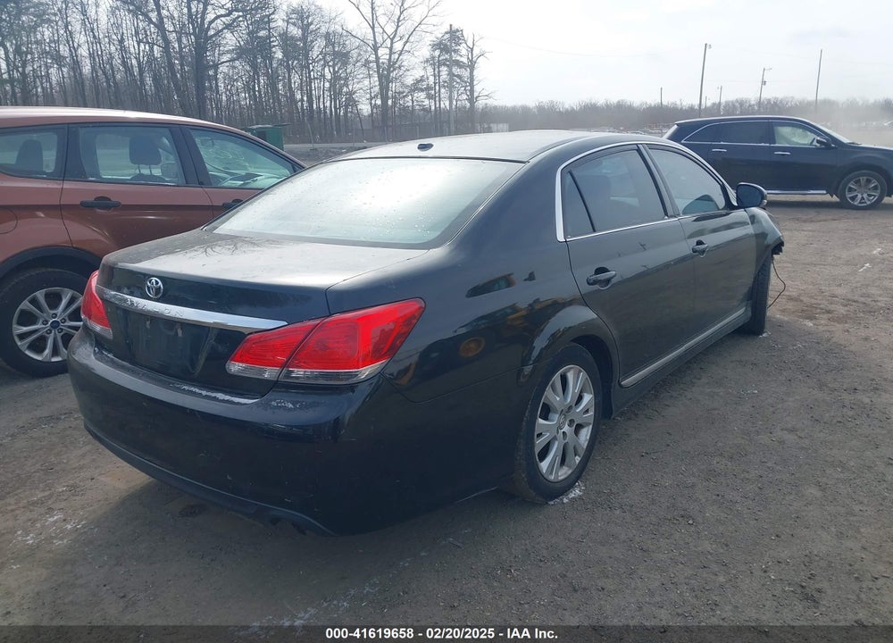 2011 TOYOTA AVALON VIN: 4T1BK3DB8BU380082