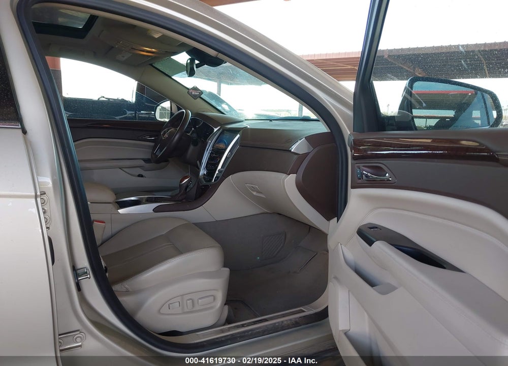 2016 CADILLAC SRX LUXURY COLLECTION VIN: 3GYFNBE30GS552296