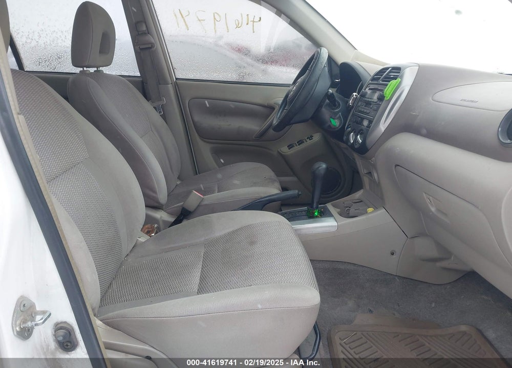 2004 TOYOTA RAV4 VIN: JTEHD20V546000038