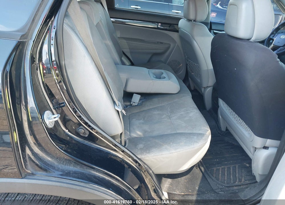 2012 KIA SORENTO LX VIN: 5XYKT4A66CG206786