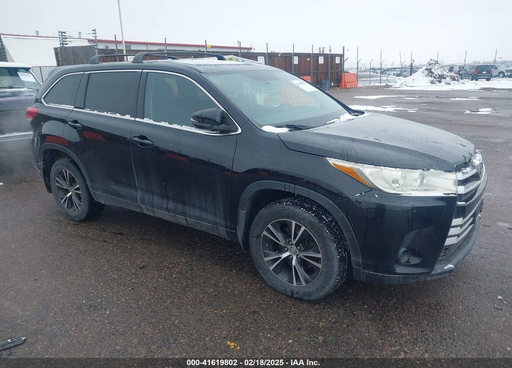 2017 TOYOTA HIGHLANDER LE VIN: 5TDBZRFH2HS423770