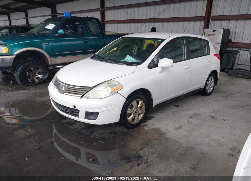 2008 NISSAN VERSA VIN: 3N1BC13E18L374860