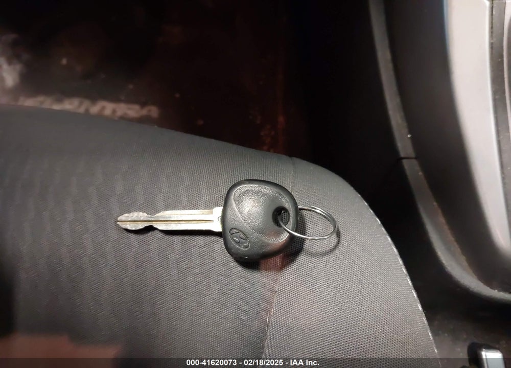 2015 HYUNDAI ELANTRA VIN: KMHDH4AE3FU250129