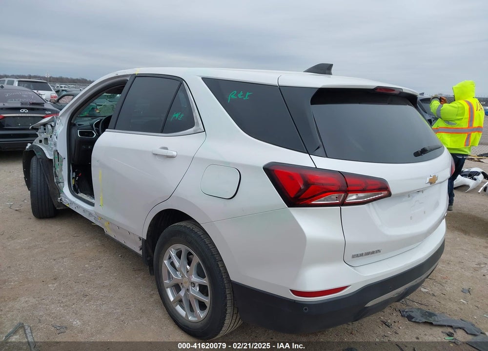 2022 CHEVROLET EQUINOX FWD LT VIN: 3GNAXKEV2NL110159