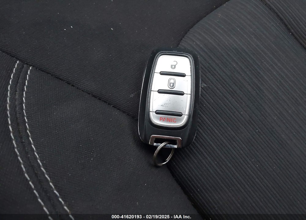 2021 CHRYSLER VOYAGER LX VIN: 2C4RC1CG4MR555333