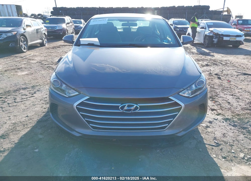 2018 HYUNDAI ELANTRA SE VIN: 5NPD74LF5JH290342