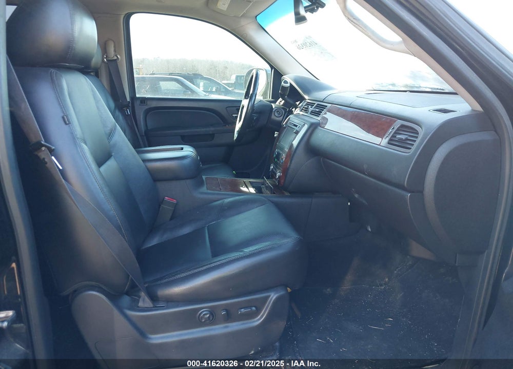 2012 CHEVROLET TAHOE LTZ VIN: 1GNSKCE01CR241537