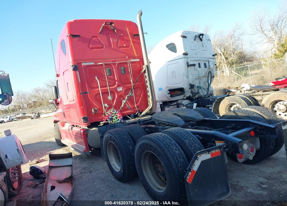 2011 FREIGHTLINER CASCADIA 125 --- VIN: 1FUJGLDR0BSAT0192
