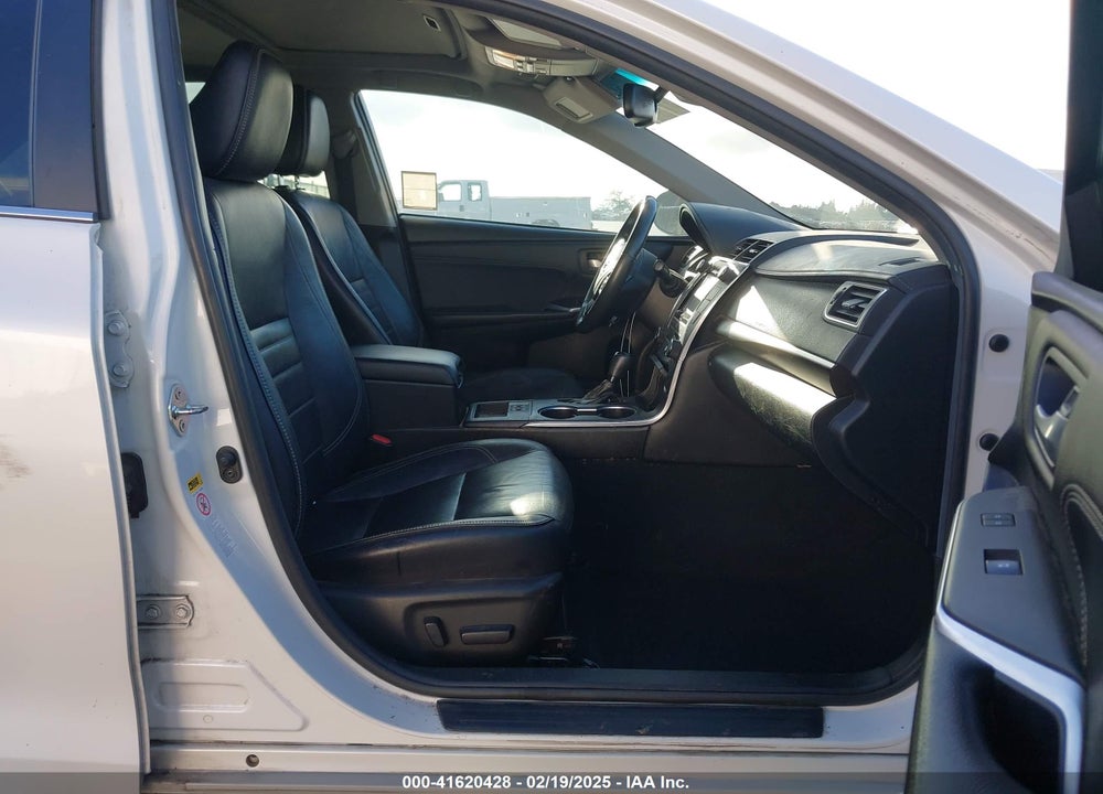 2017 TOYOTA CAMRY VIN: 4T1BF1FK8HU764958