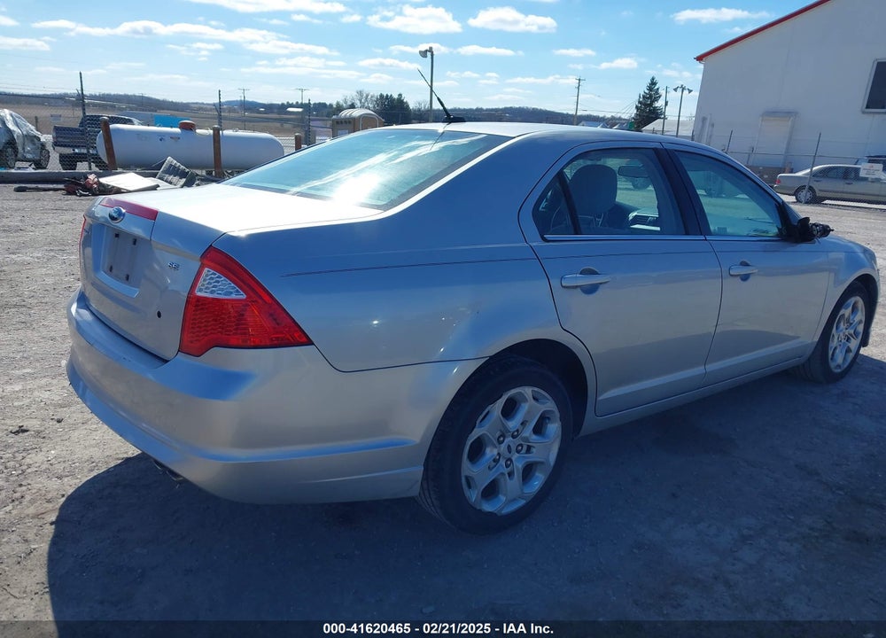 2010 FORD FUSION VIN: 3FAHP0HA1AR157880